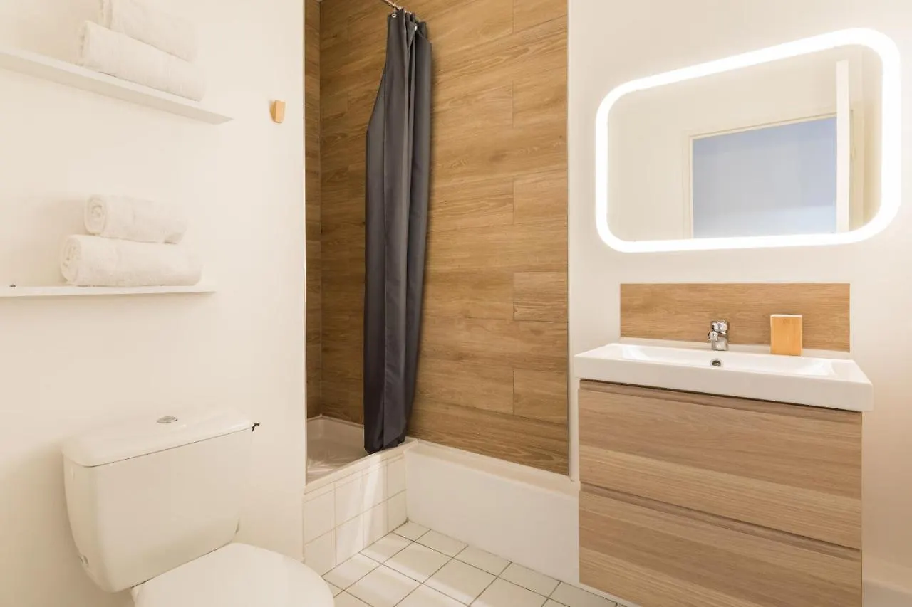 Dify Charme - Bord Du Rhone Apartment Lyon