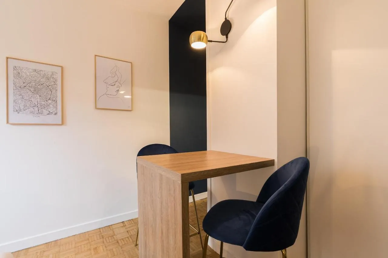 Dify Charme - Bord Du Rhone Apartment Lyon France